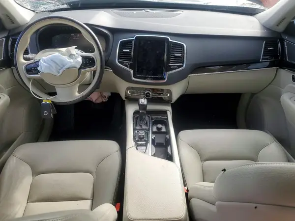YV4A22PK9J133698 2018 VOLVO XC90 - Image 8