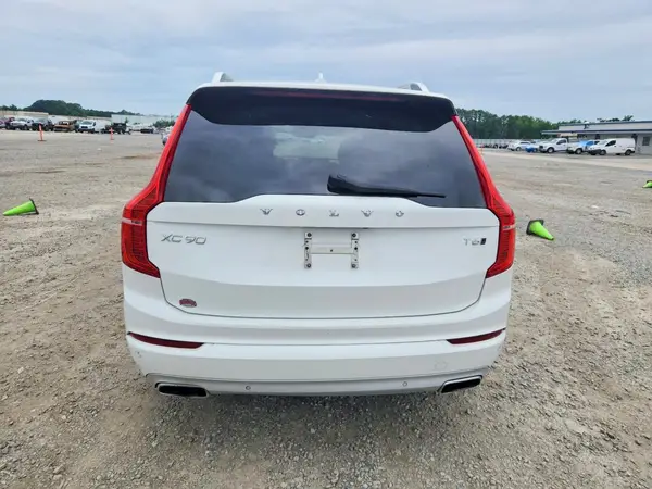 2018 VOLVO XC90 COPART lot 57763276 auction photo 6