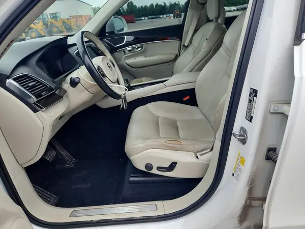 2018 VOLVO XC90 COPART lot 57763276 auction photo 7