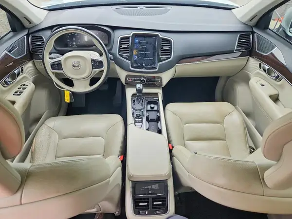 YV4A22PK9J1379588 2018 VOLVO XC90 - Image 8