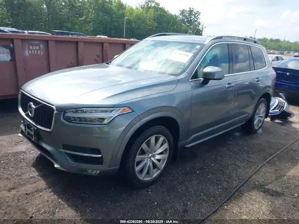 YV4A22PK9J1391398 2018 VOLVO XC90 - Image 2