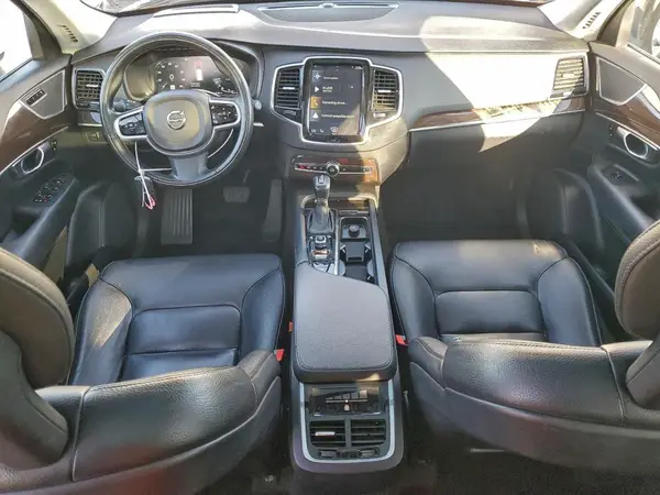 YV4A22PK9J1391434 2018 VOLVO XC90 - Image 8