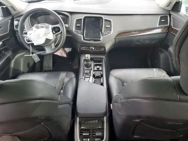 YV4A22PK9K1444151 2019 VOLVO XC90 - Image 8