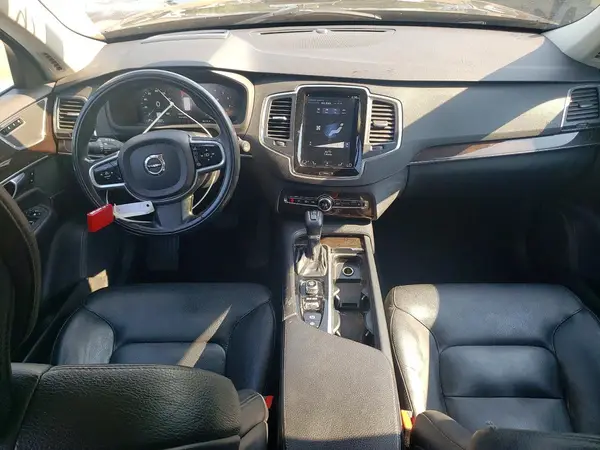 YV4A22PK9K1462665 2019 VOLVO XC90 - Image 8