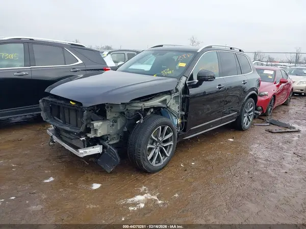 YV4A22PK9K1477148 2019 VOLVO XC90 - Image 2
