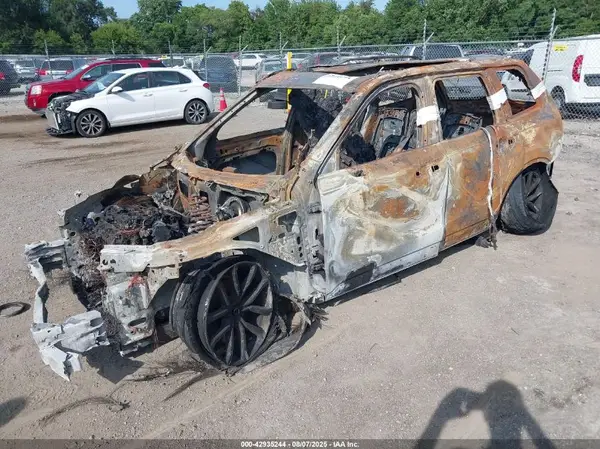 YV4A22PK9K1499554 2019 VOLVO XC90 - Image 2