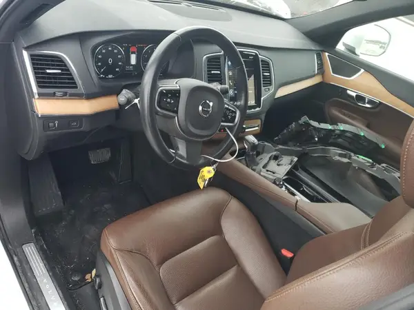YV4A22PK9M1705524 2021 VOLVO XC90 - Image 8