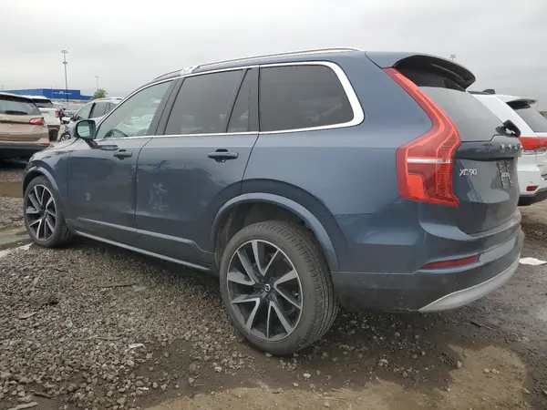 YV4A22PK9N1778765 2022 VOLVO XC90 - Image 2