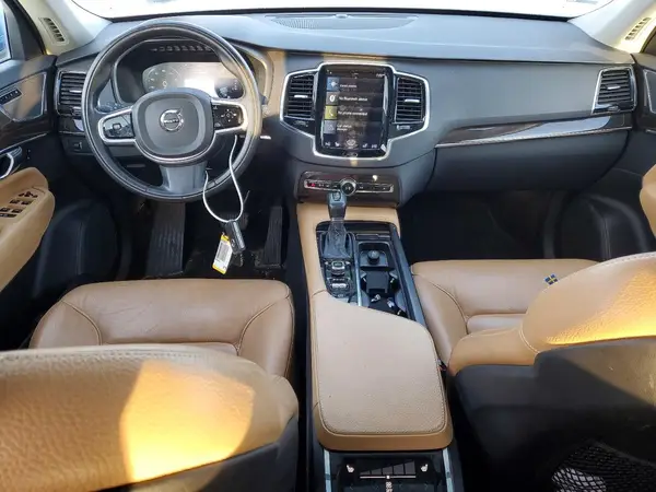 YV4A22PKXG1014345 2016 VOLVO XC90 - Image 8