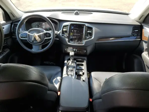 YV4A22PKXG1040928 2016 VOLVO XC90 - Image 8