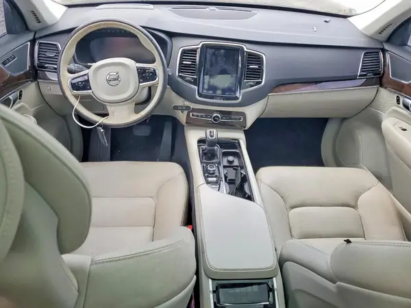 YV4A22PKXG1054408 2016 VOLVO XC90 - Image 8