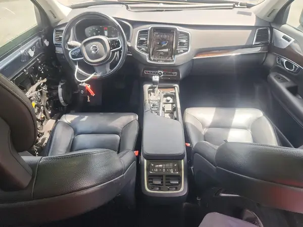 YV4A22PKXG1058023 2016 VOLVO XC90 - Image 8