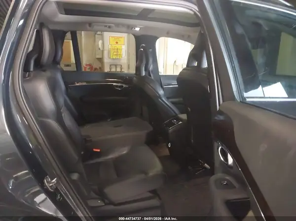 YV4A22PKXG1066252 2016 VOLVO XC90 - Image 8