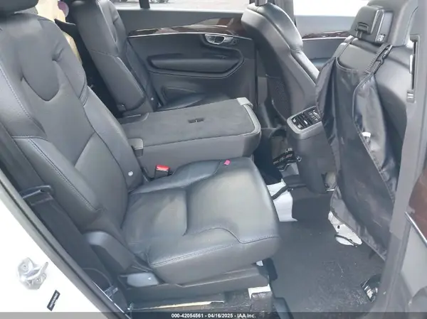 YV4A22PKXG1066302 2016 VOLVO XC90 - Image 8