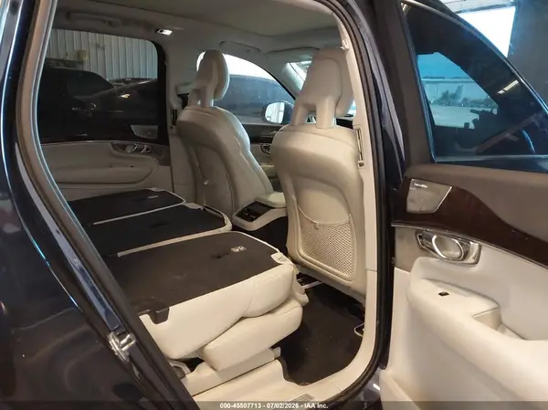 YV4A22PKXG1086775 2016 VOLVO XC90 - Image 8