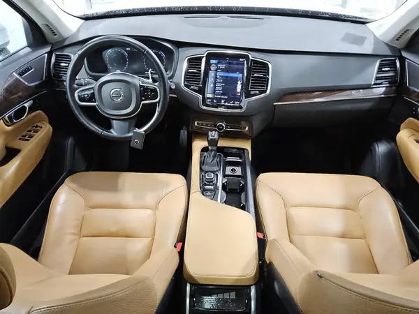 YV4A22PKXG1095072 2016 VOLVO XC90 - Image 8