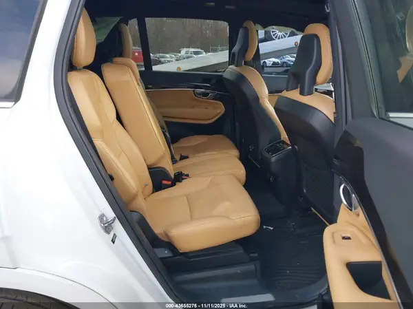 YV4A22PKXH1105648 2017 VOLVO XC90 - Image 8