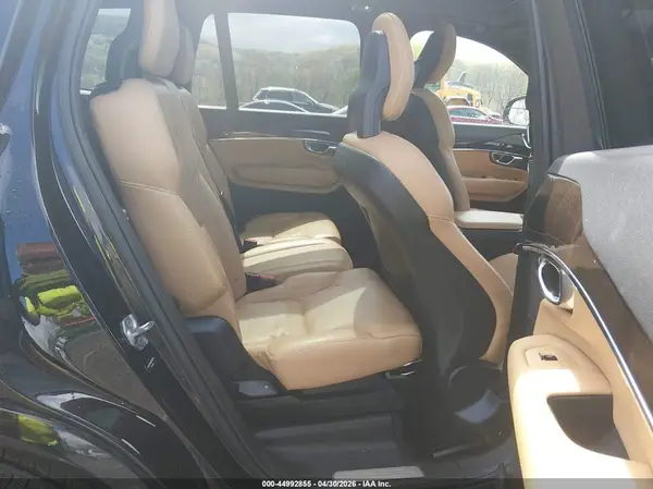 YV4A22PKXH1107951 2017 VOLVO XC90 - Image 8
