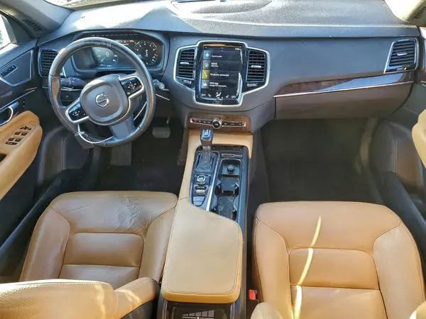 YV4A22PKXH1113572 2017 VOLVO XC90 - Image 8