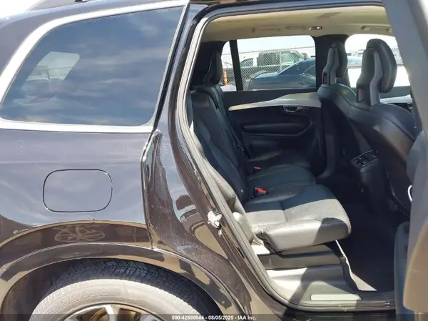 YV4A22PKXH1119288 2017 VOLVO XC90 - Image 8