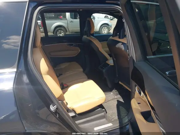 YV4A22PKXH1122840 2017 VOLVO XC90 - Image 8