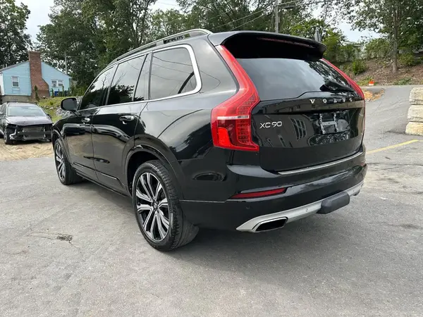 YV4A22PKXH1123244 2017 VOLVO XC90 - Image 2