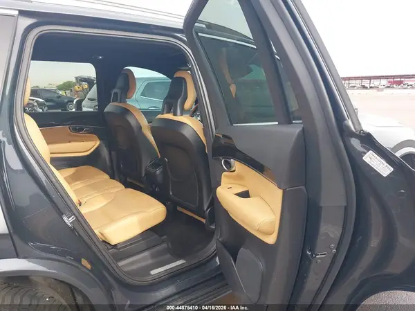 YV4A22PKXH1123907 2017 VOLVO XC90 - Image 8