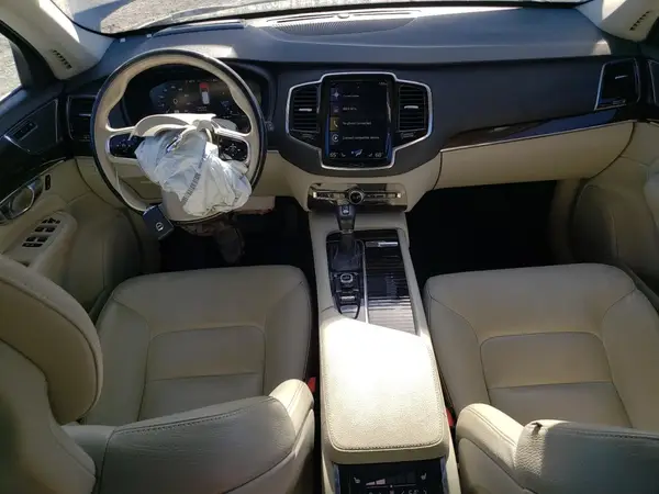 YV4A22PKXH1135507 2017 VOLVO XC90 - Image 8