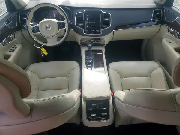 YV4A22PKXH1141145 2017 VOLVO XC90 - Image 8