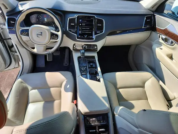 YV4A22PKXH1141808 2017 VOLVO XC90 - Image 8