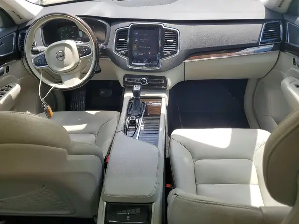 YV4A22PKXH1153022 2017 VOLVO XC90 - Image 8