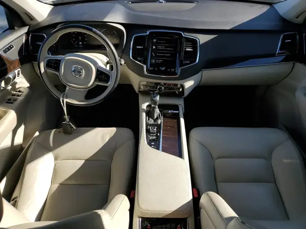 YV4A22PKXH1155305 2017 VOLVO XC90 - Image 8