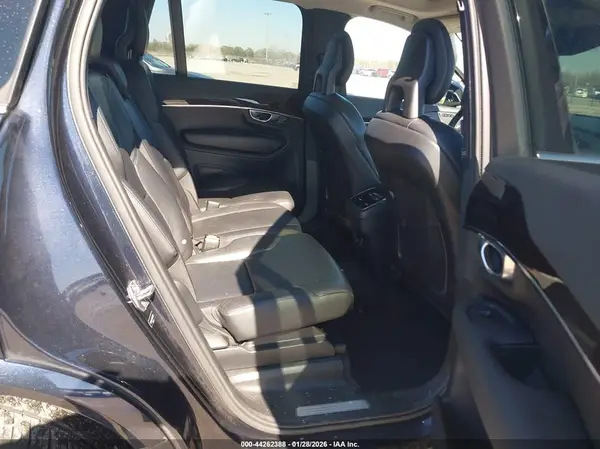 YV4A22PKXH1175795 2017 VOLVO XC90 - Image 8