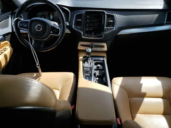 YV4A22PKXH1186084 2017 VOLVO XC90 - Image 8