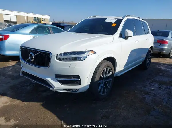 YV4A22PKXJ1196264 2018 VOLVO XC90 - Image 2