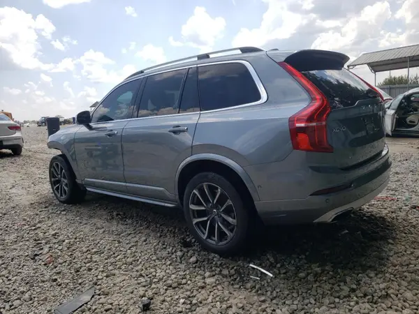 YV4A22PKXJ1197155 2018 VOLVO XC90 - Image 2