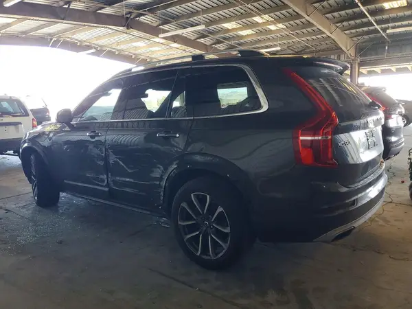 YV4A22PKXJ1200992 2018 VOLVO XC90 - Image 2