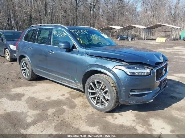 YV4A22PKXJ1204539 2018 VOLVO XC90 - Image 1