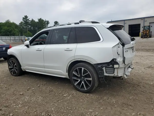 YV4A22PKXJ1325846 2018 VOLVO XC90 - Image 2