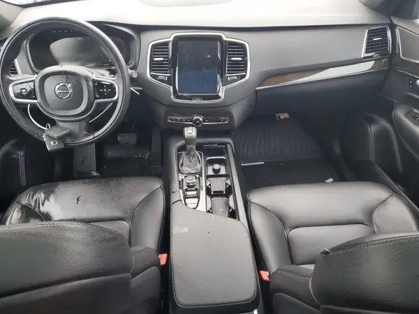 YV4A22PKXJ1327290 2018 VOLVO XC90 - Image 8