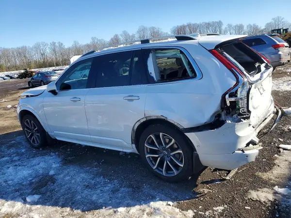 YV4A22PKXJ1368079 2018 VOLVO XC90 - Image 2