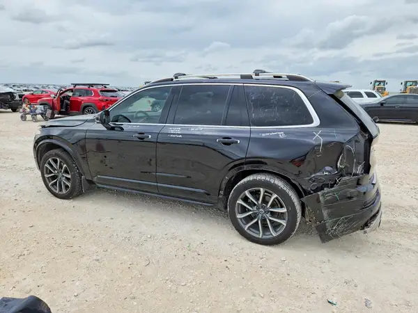 YV4A22PKXJ1368616 2018 VOLVO XC90 - Image 2