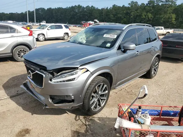 YV4A22PKXJ1375100 2018 VOLVO XC90 - Image 1