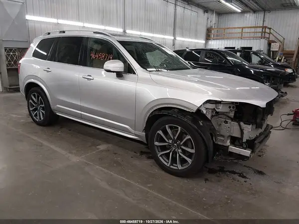 YV4A22PKXK1498011 2019 VOLVO XC90 - Image 1