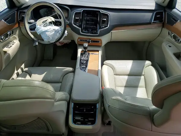YV4A22PL0G1013388 2016 VOLVO XC90 - Image 8