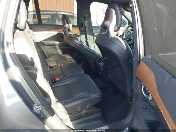 YV4A22PL0G1040834 2016 VOLVO XC90 - Image 8