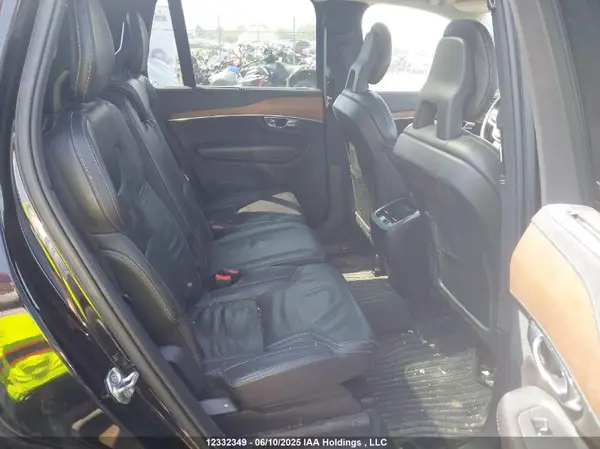 YV4A22PL0G1068536 2016 VOLVO XC90 - Image 8