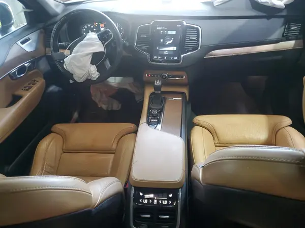 YV4A22PL0G1074899 2016 VOLVO XC90 - Image 8