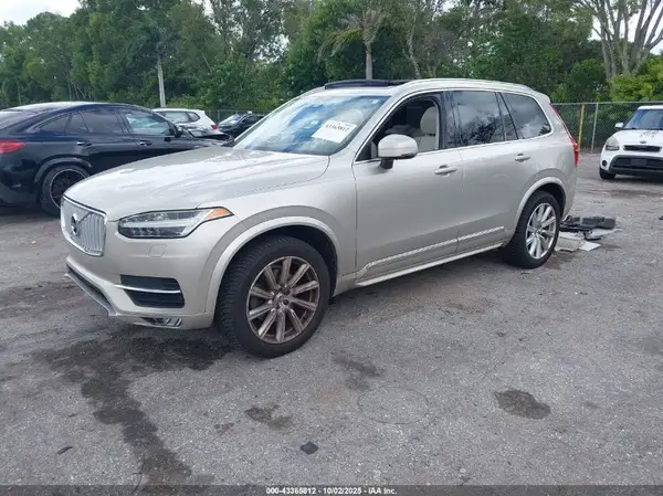 YV4A22PL0G1094988 2016 VOLVO XC90 - Image 2