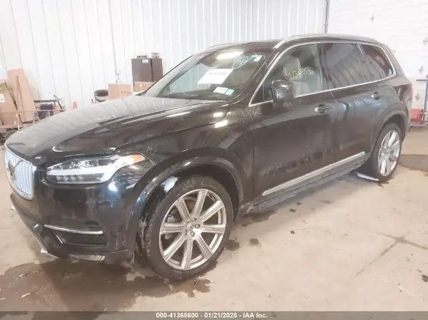YV4A22PL0H1115064 2017 VOLVO XC90 - Image 2